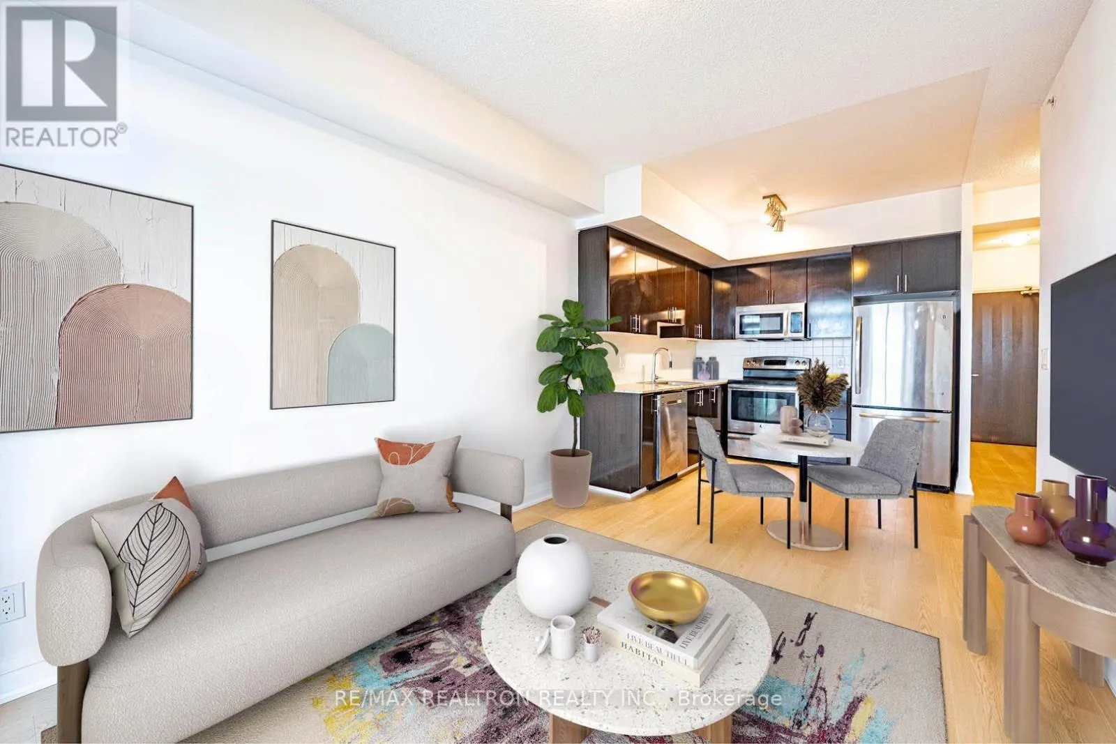 418 - 7161 YONGE STREET