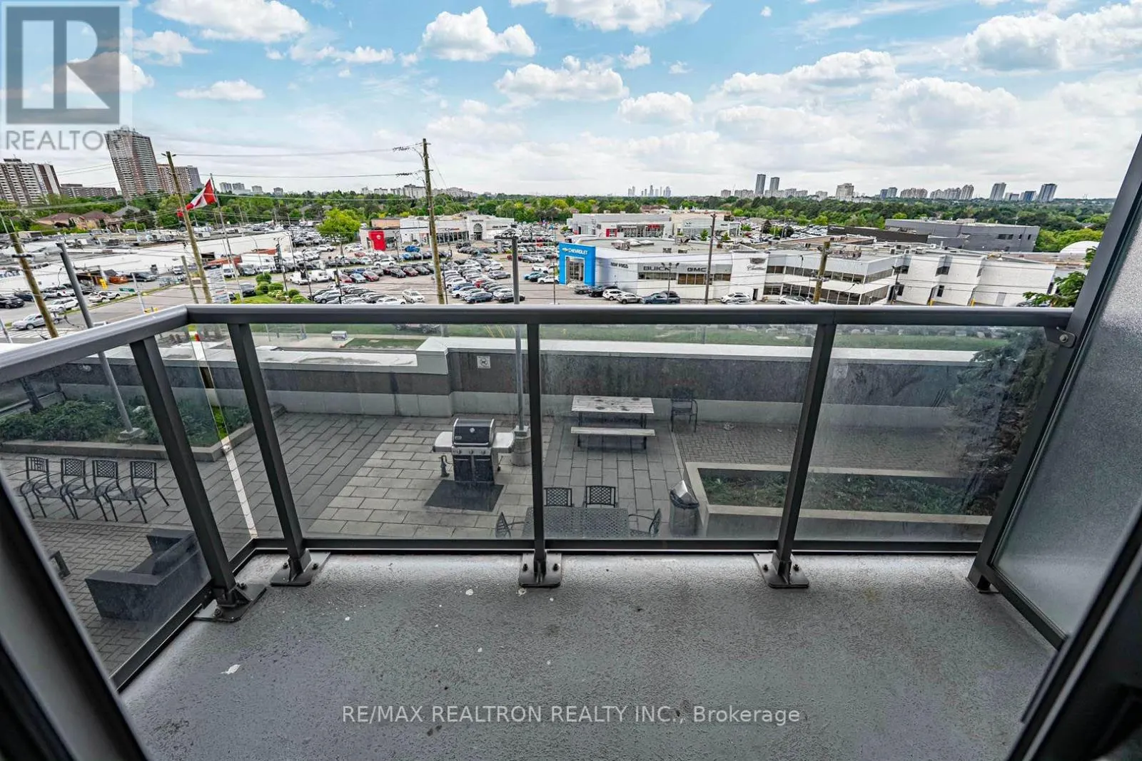 418 - 7161 YONGE STREET
