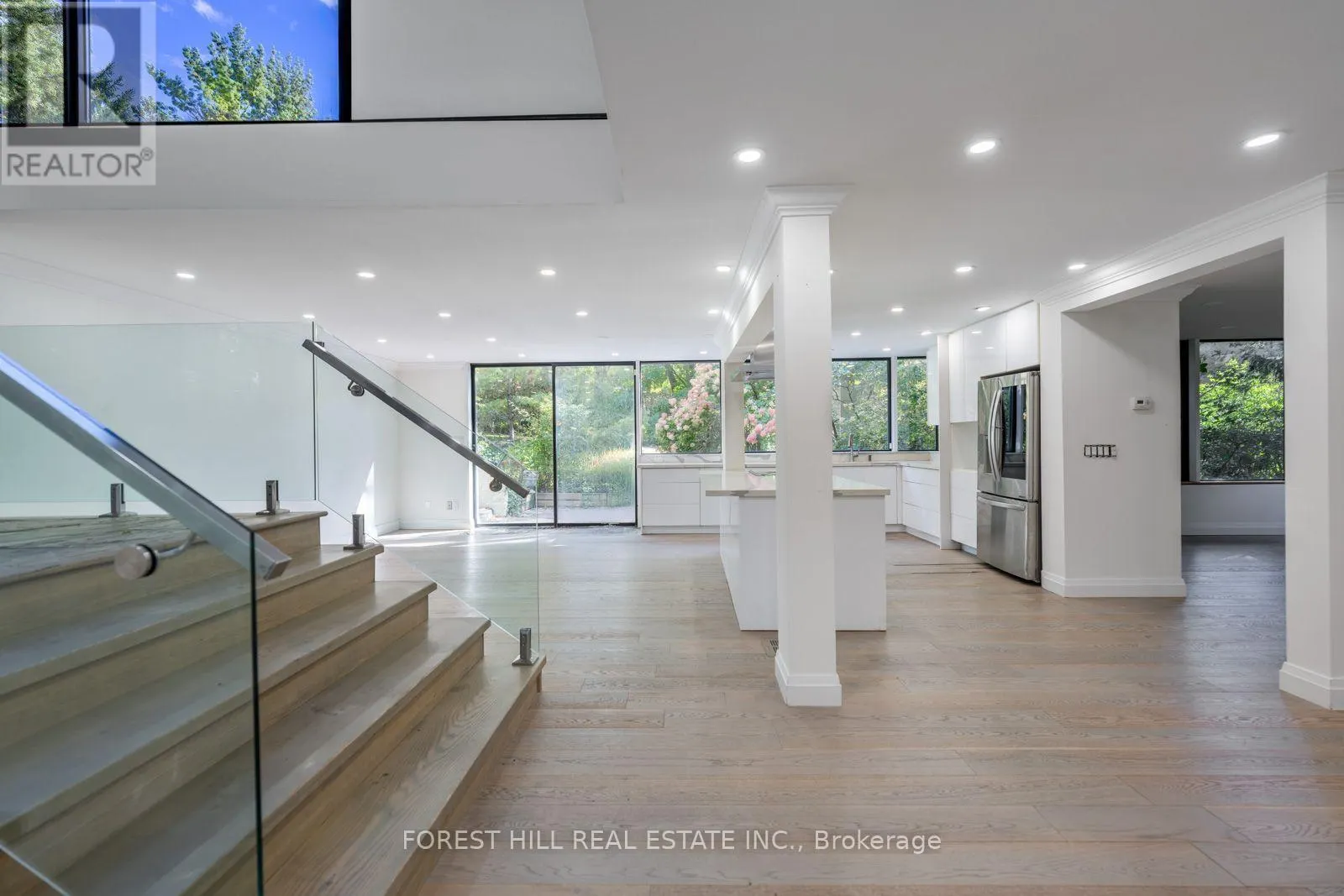 38 RIVERSIDE BOULEVARD
