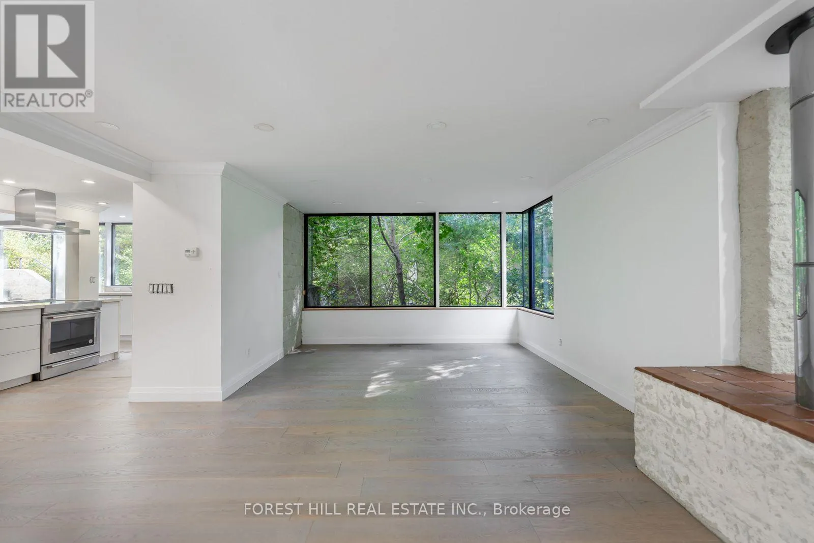 38 RIVERSIDE BOULEVARD