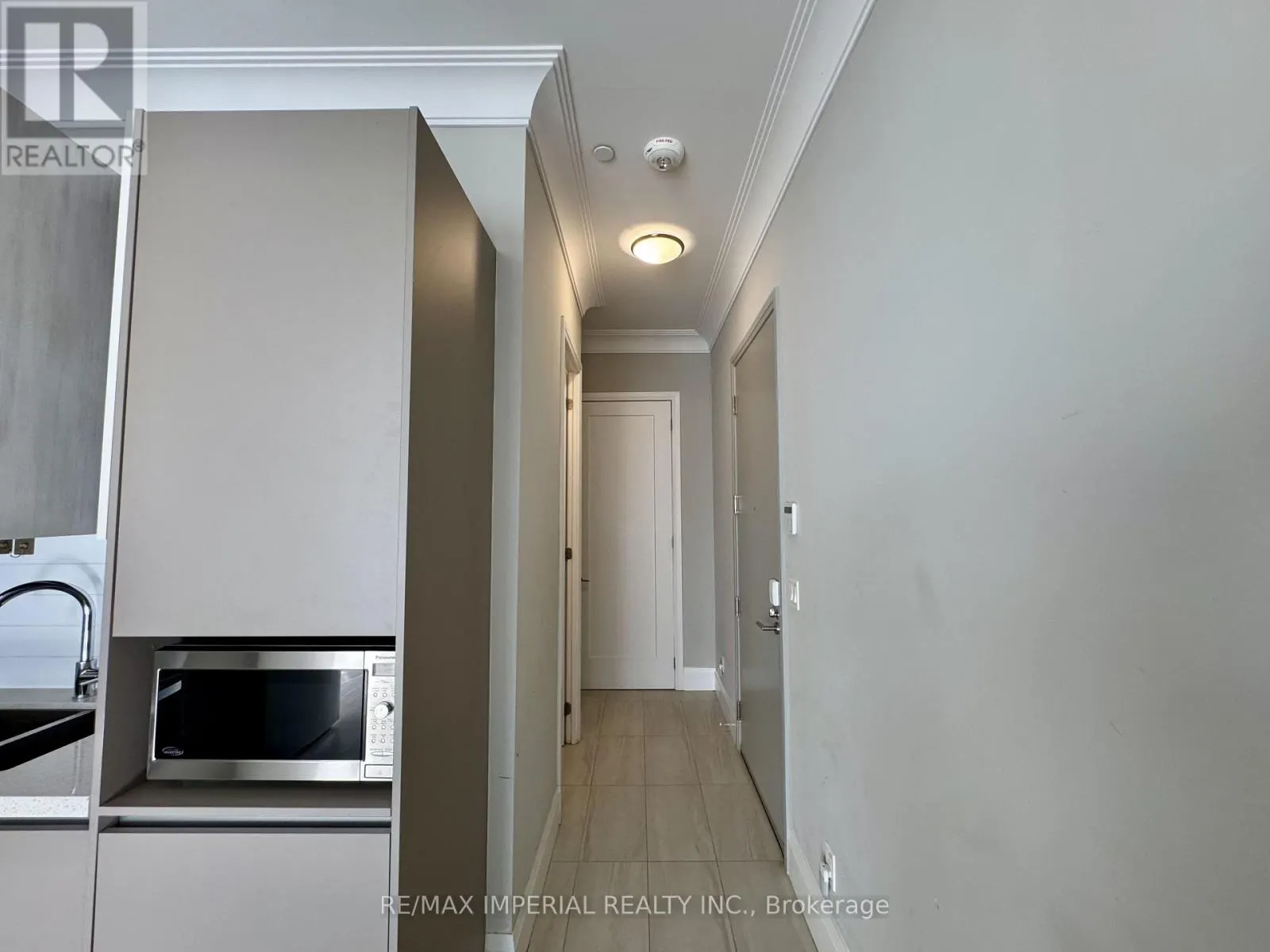 107 - 398 HIGHWAY 7 E