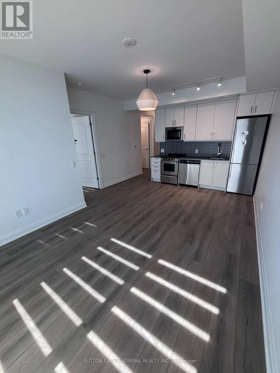 705E - 20 GATINEAU DRIVE