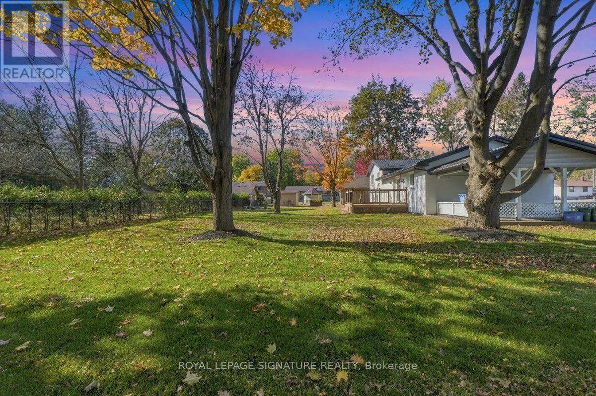 7 PARKSIDE DRIVE