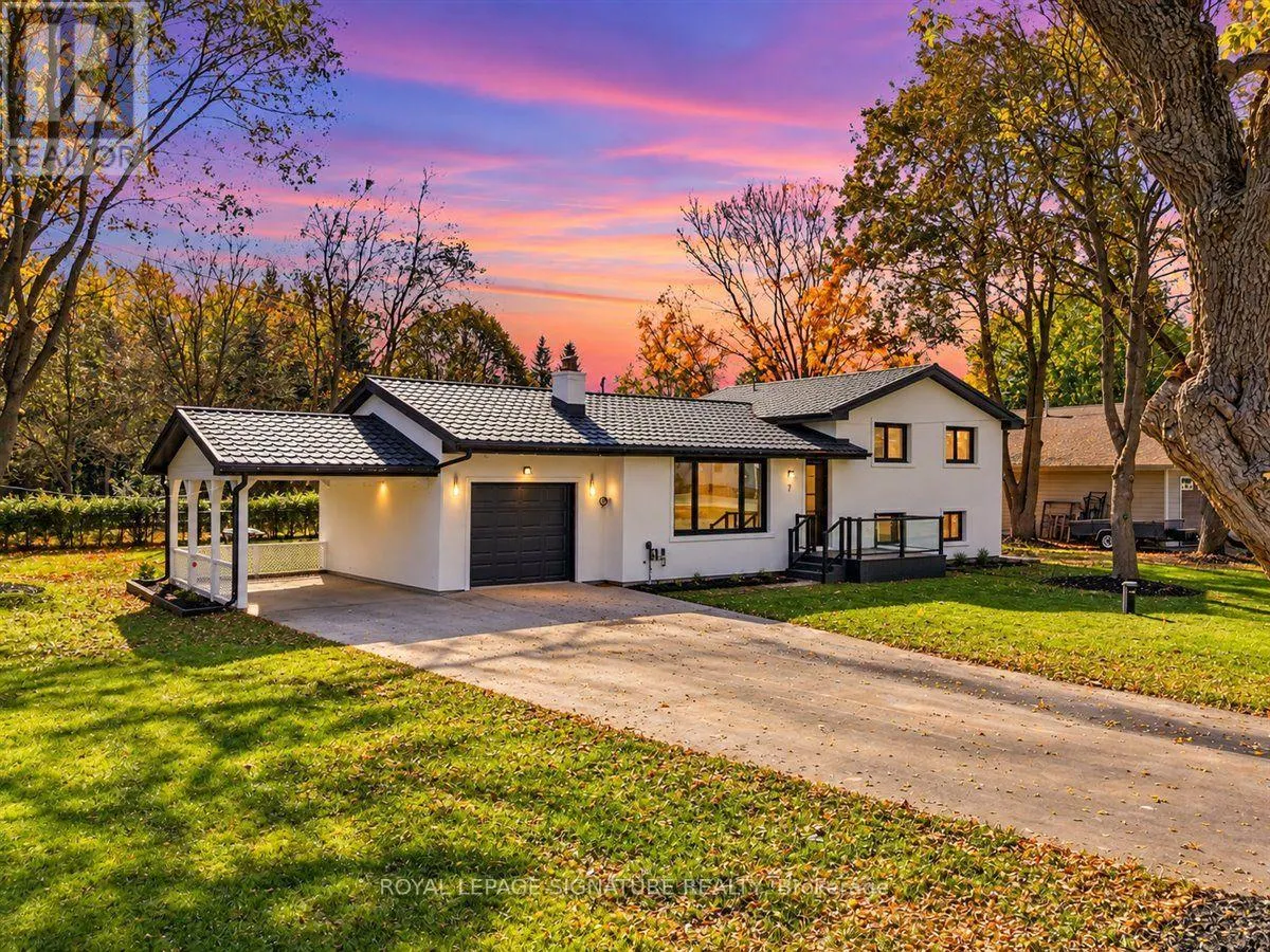 7 PARKSIDE DRIVE