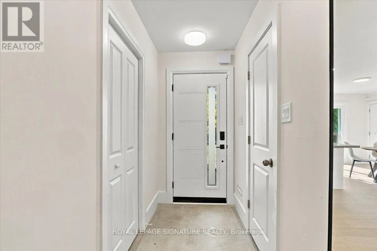 7 PARKSIDE DRIVE