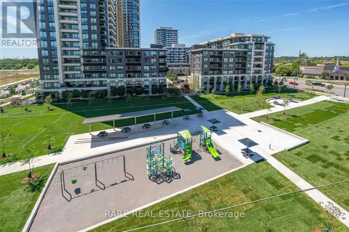 217 - 18 UPTOWN DRIVE
