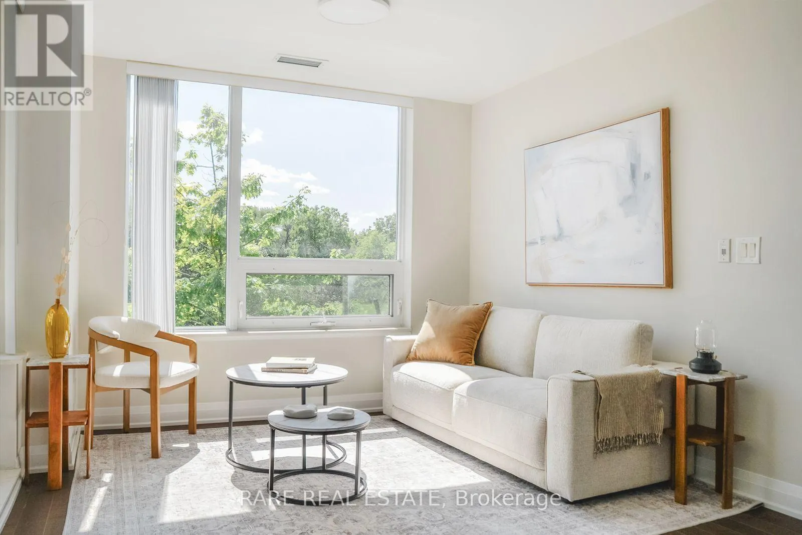 217 - 18 UPTOWN DRIVE