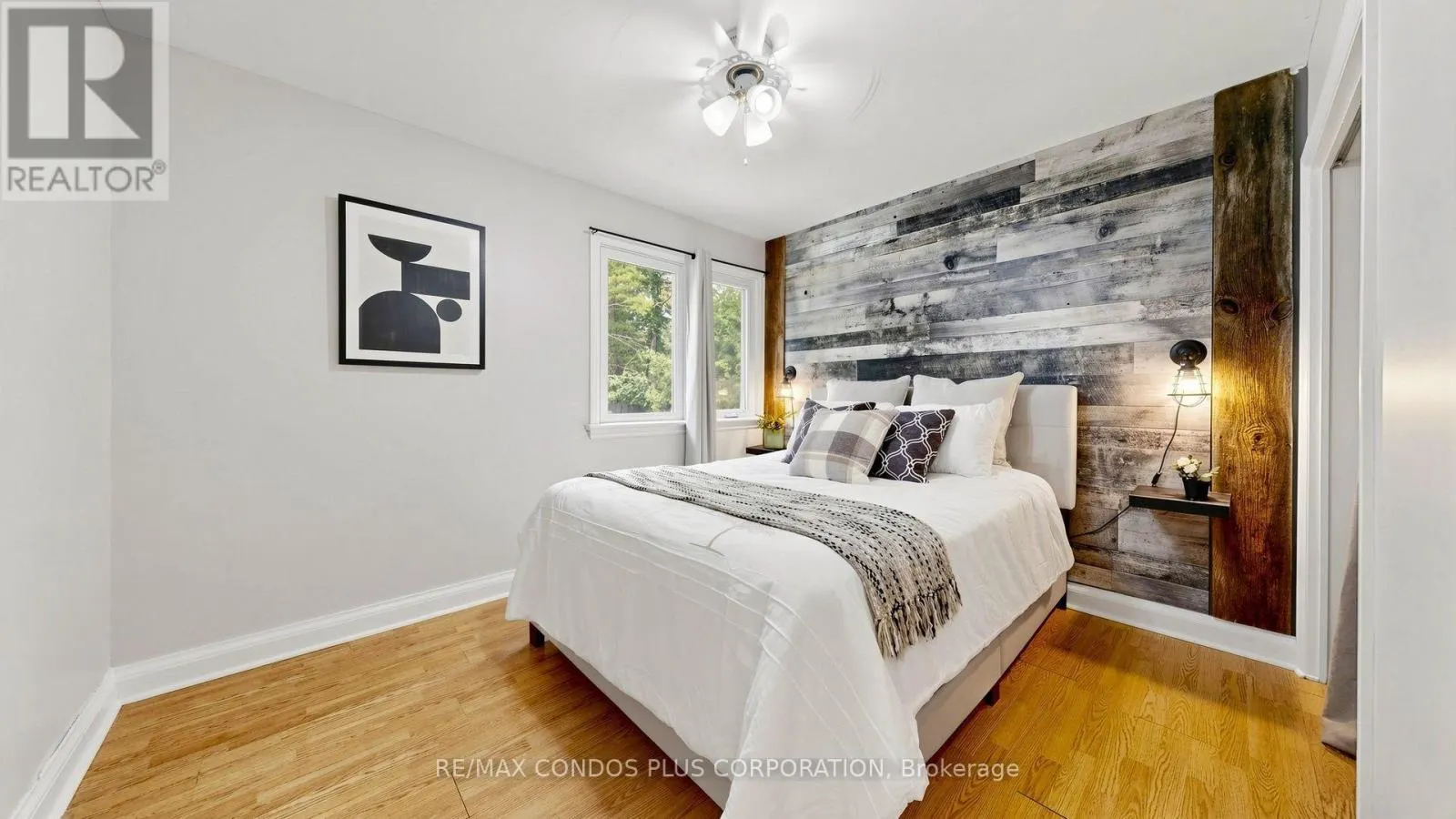 20 SOUTHWOOD CRESCENT