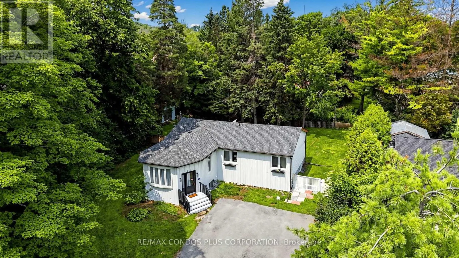 20 SOUTHWOOD CRESCENT