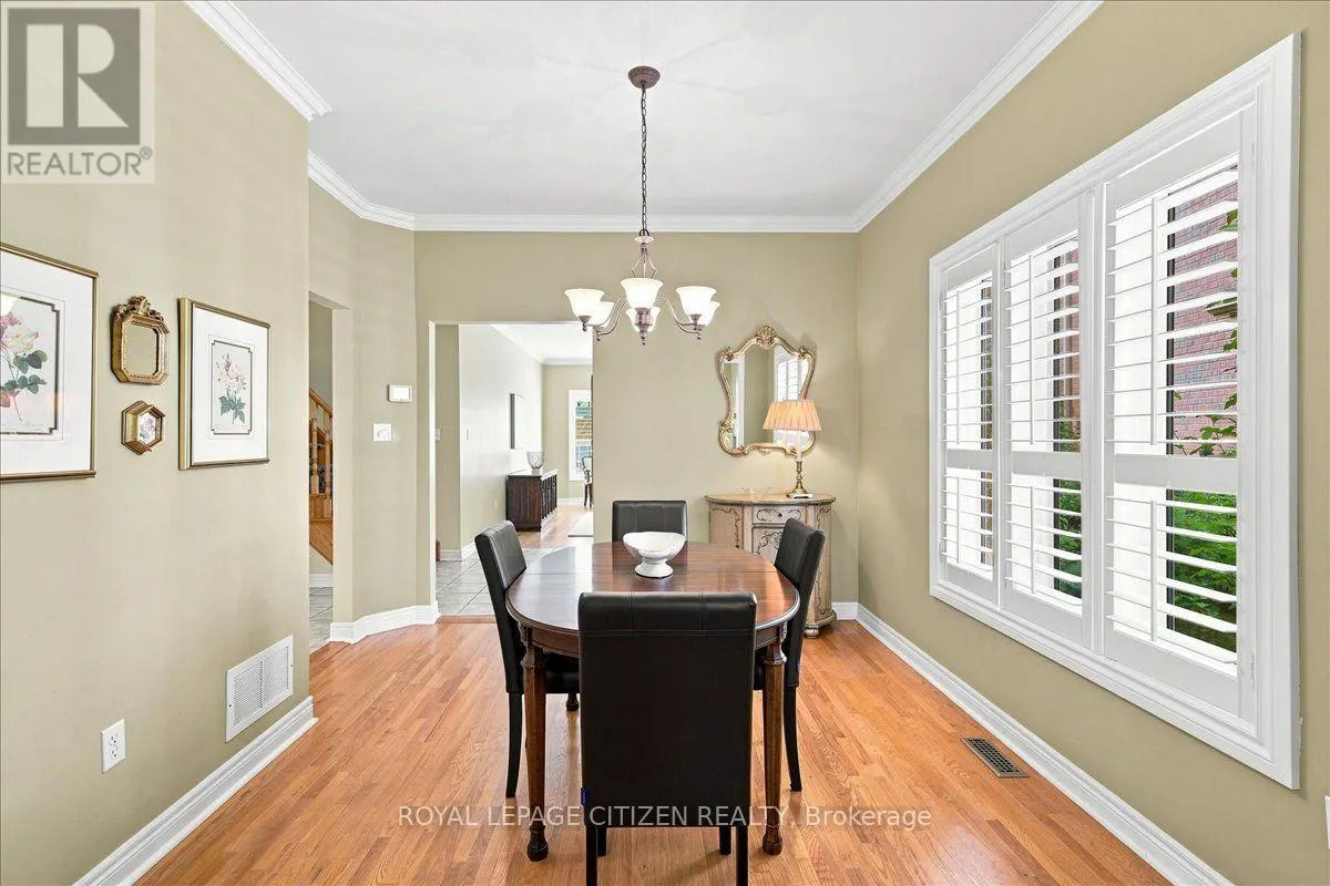 43 - 255 SHAFTSBURY AVENUE