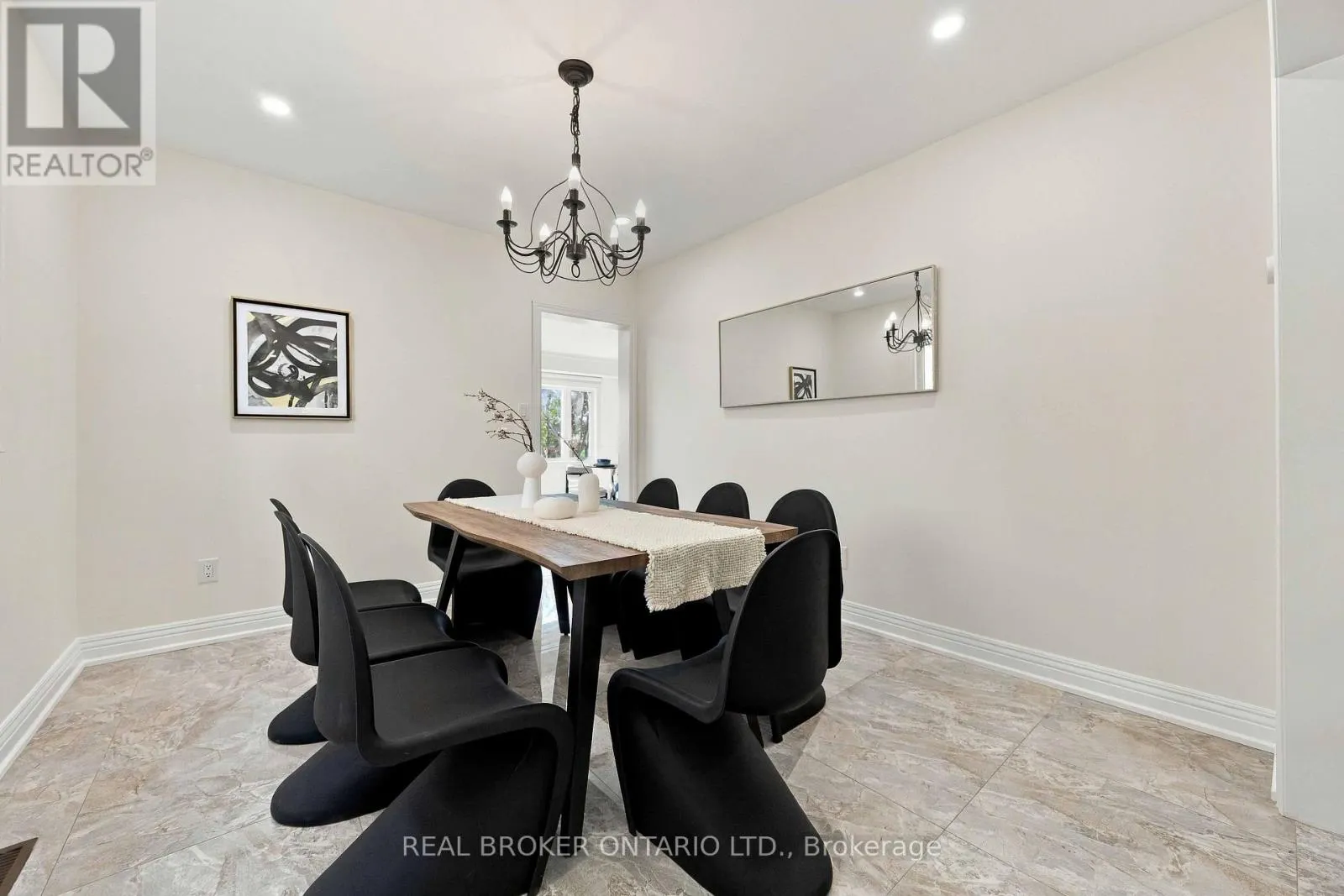 43 BLUEBELL DRIVE