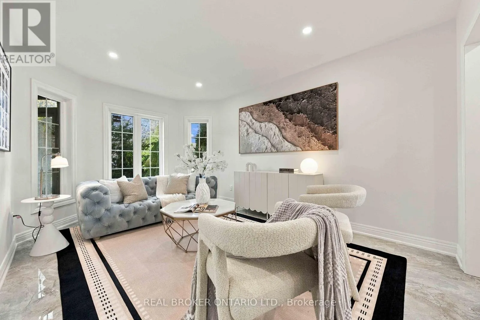 43 BLUEBELL DRIVE