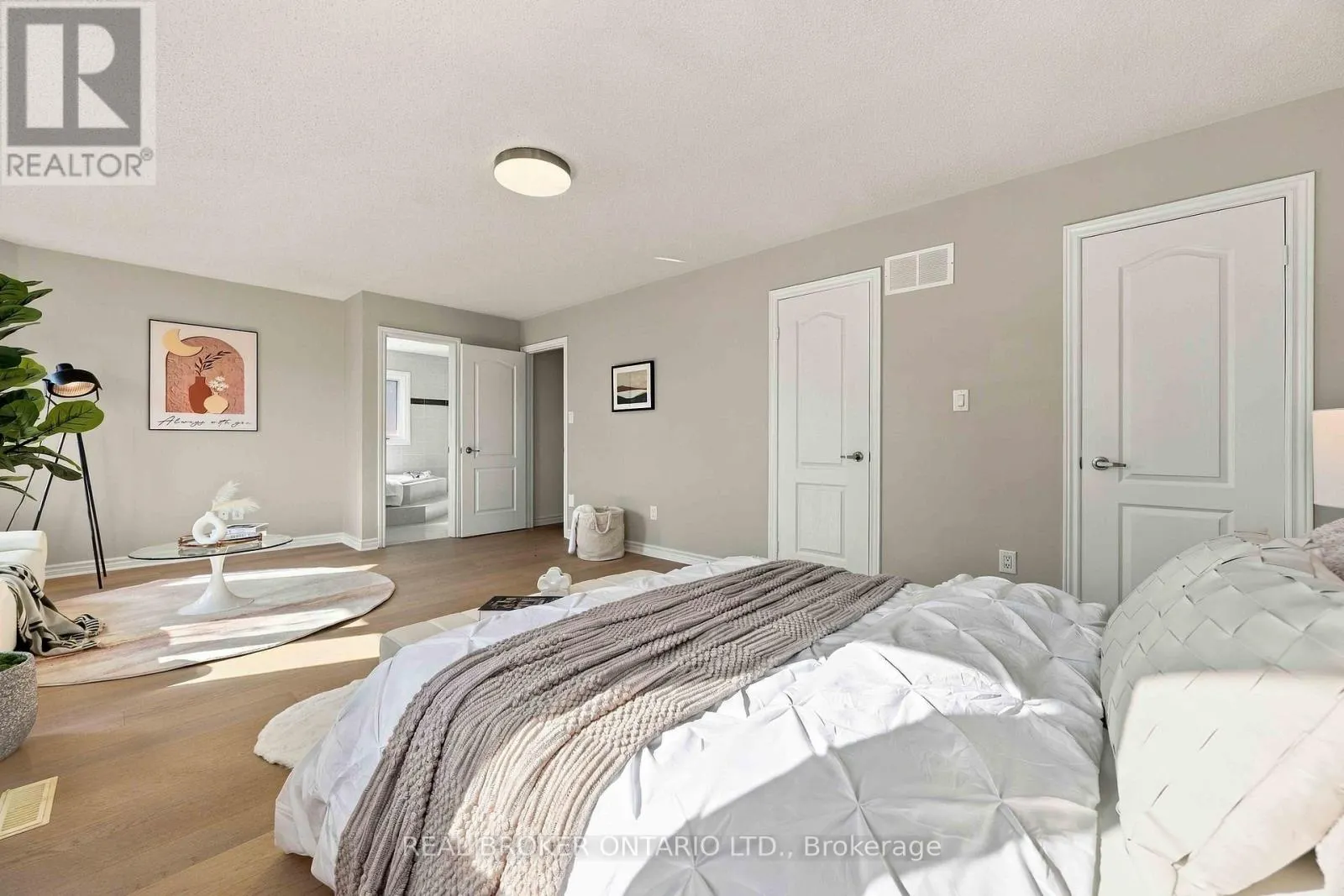 43 BLUEBELL DRIVE