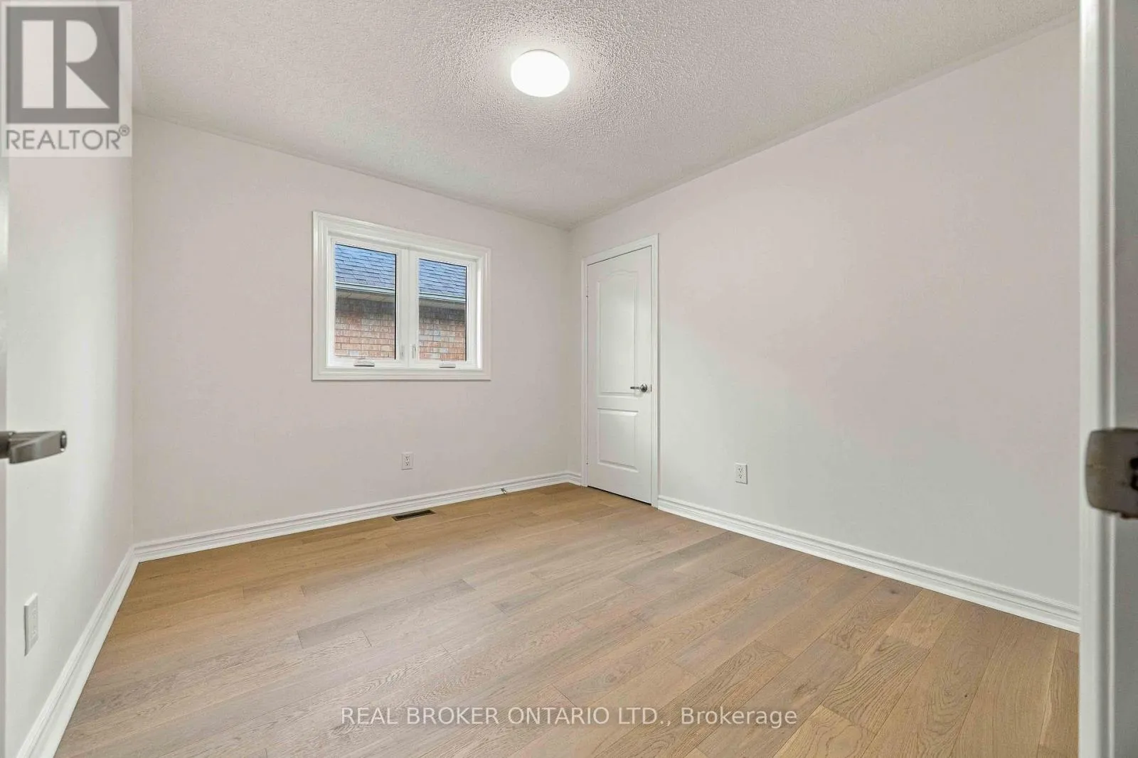 43 BLUEBELL DRIVE