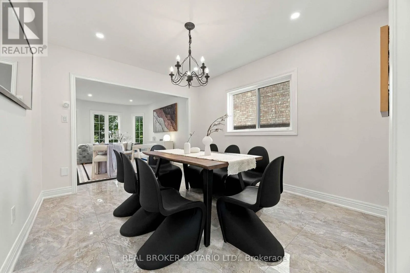 43 BLUEBELL DRIVE