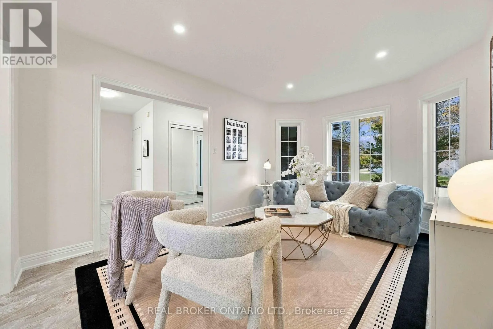 43 BLUEBELL DRIVE