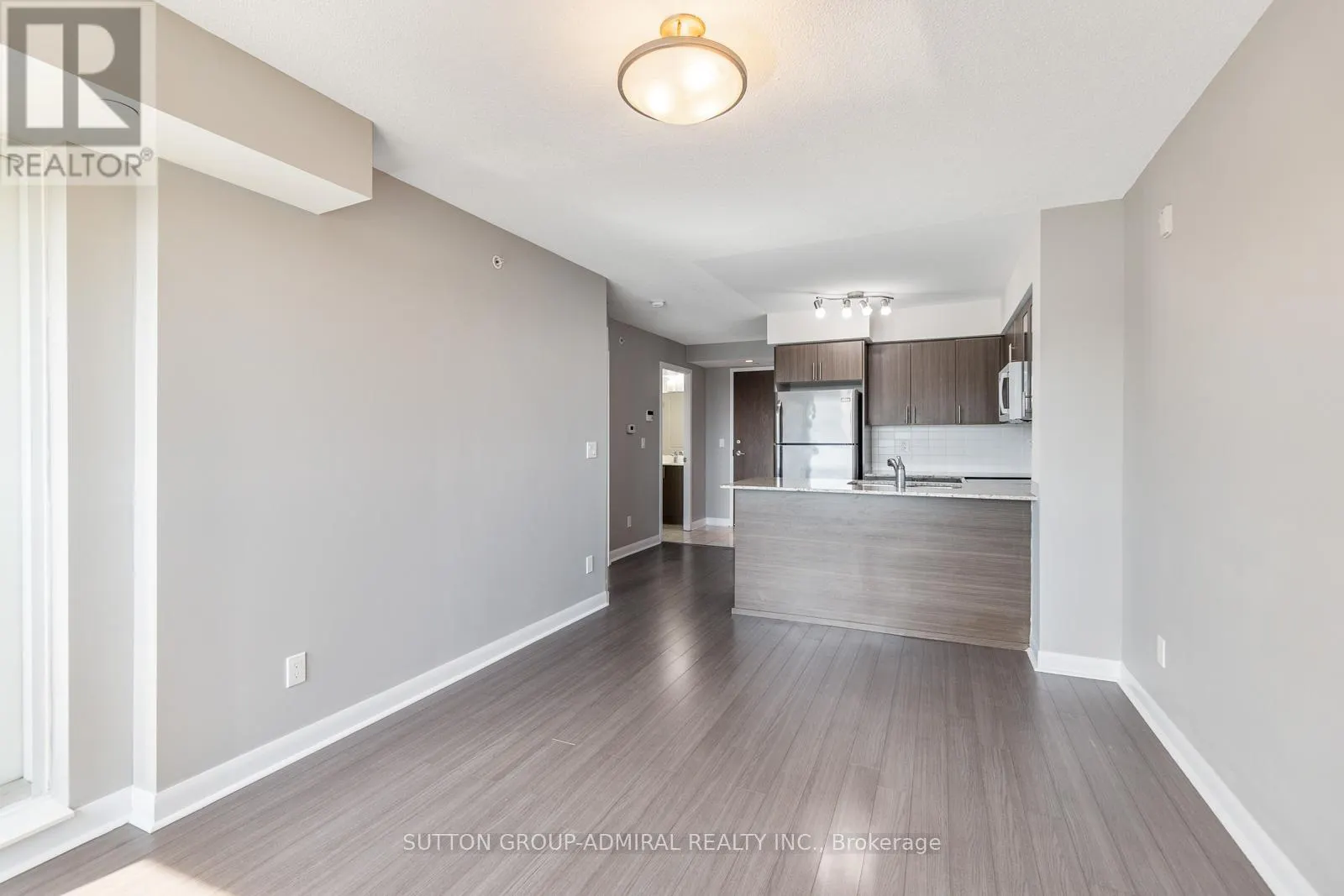 412 - 75 NORMAN BETHUNE AVENUE