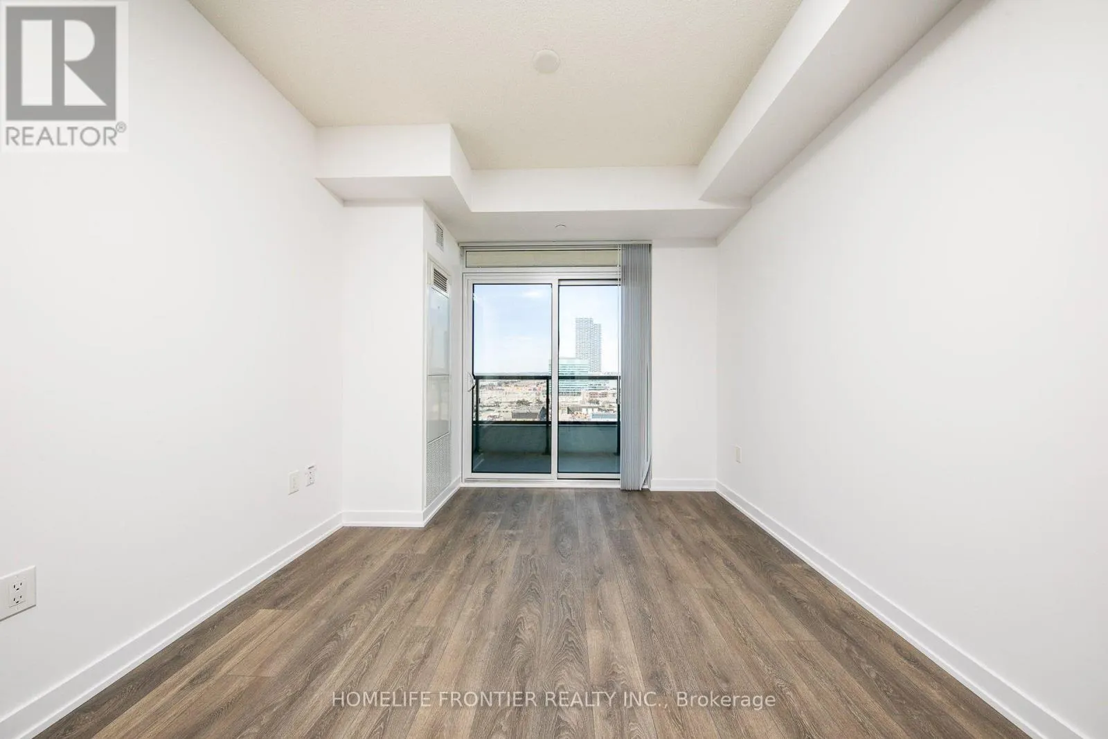 1712 - 38 HONEYCRISP CRESCENT