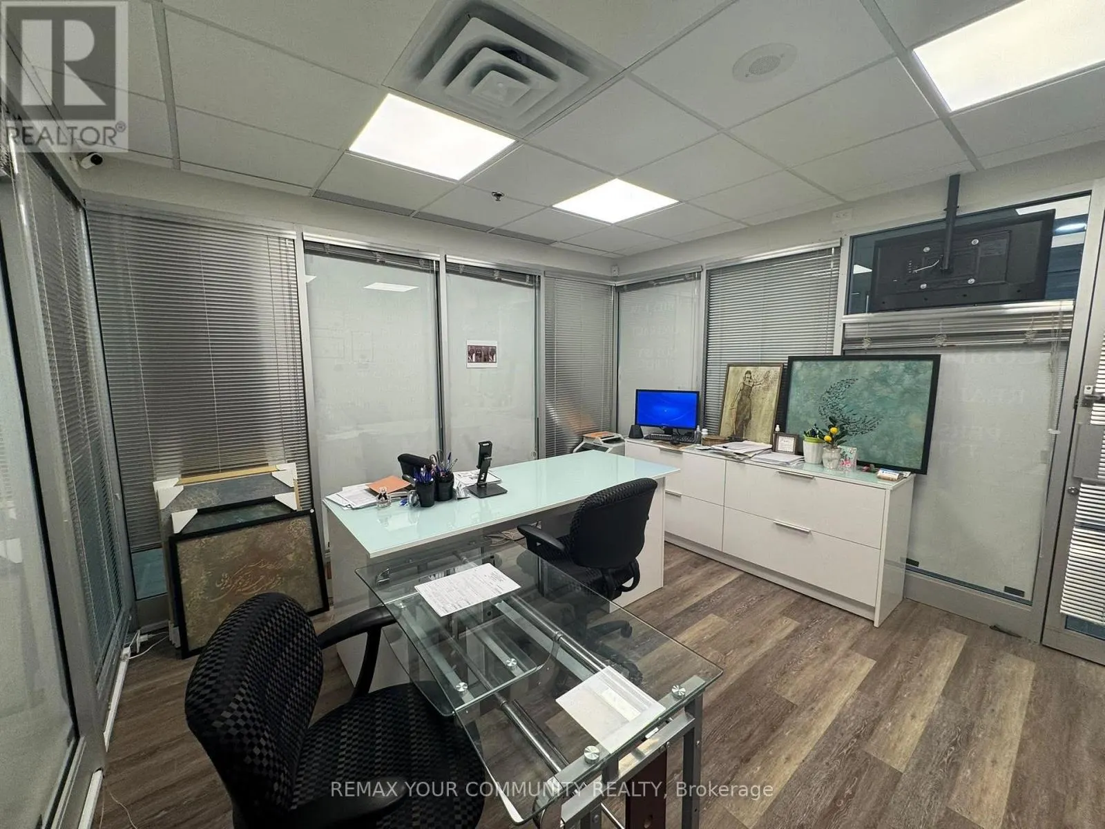33B - 7378 YONGE STREET