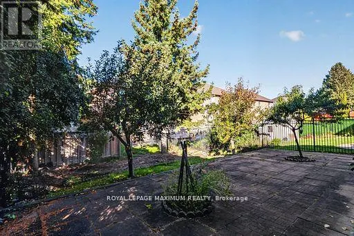 62 DIPLOMA AVENUE