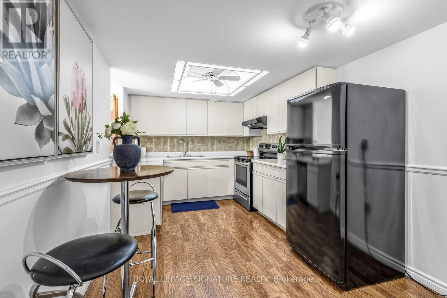408 - 20 BAIF BOULEVARD