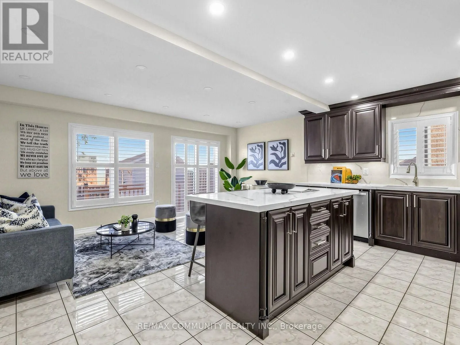 117 TARA CRESCENT