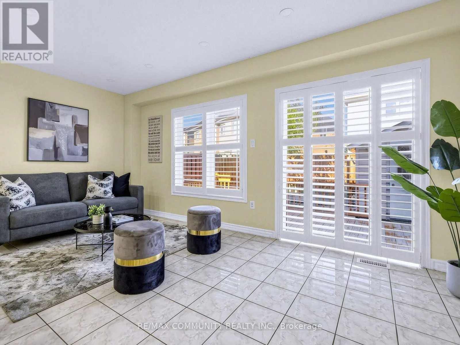 117 TARA CRESCENT