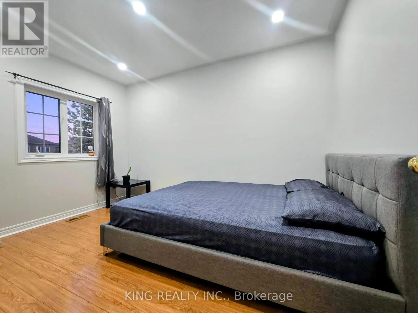 131 ROYAL APPIAN CRESCENT