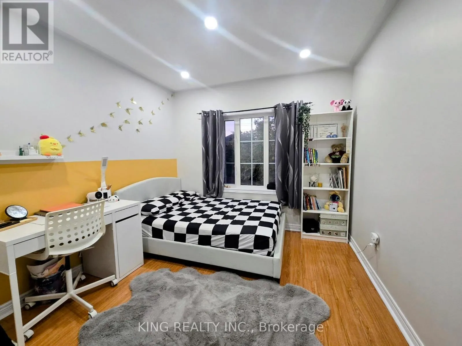 131 ROYAL APPIAN CRESCENT