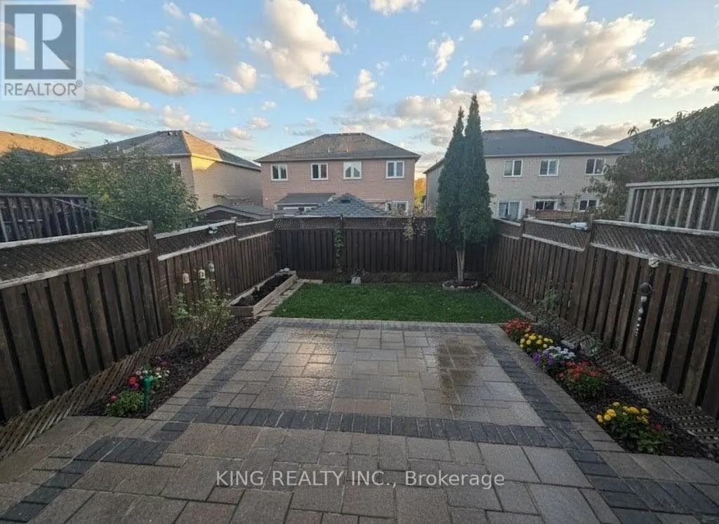 131 ROYAL APPIAN CRESCENT