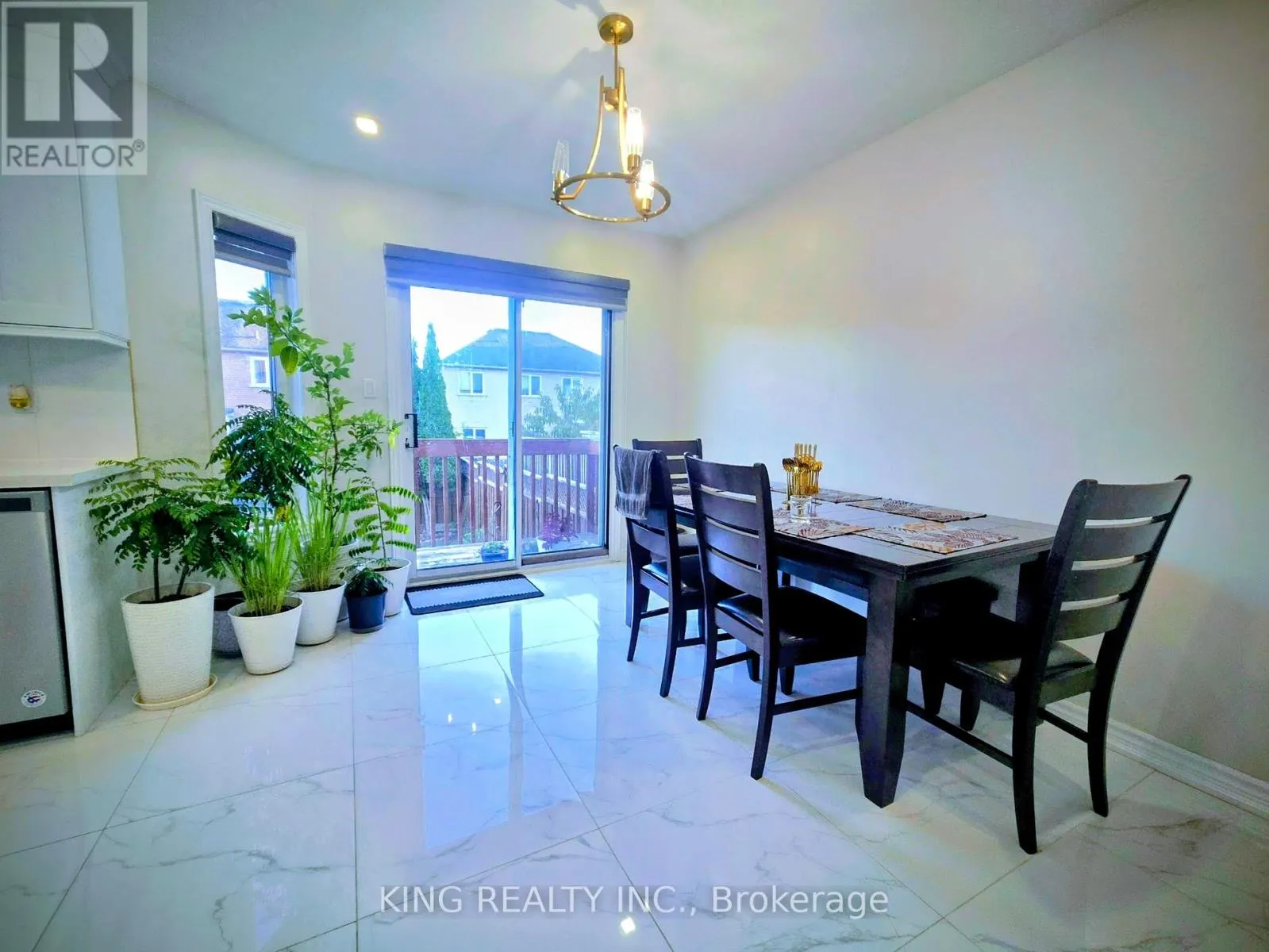 131 ROYAL APPIAN CRESCENT