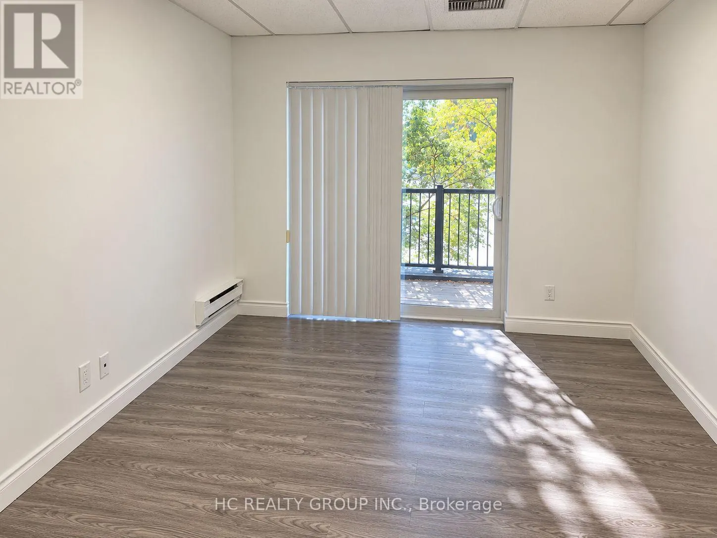 226 - 7181 WOODBINE AVENUE