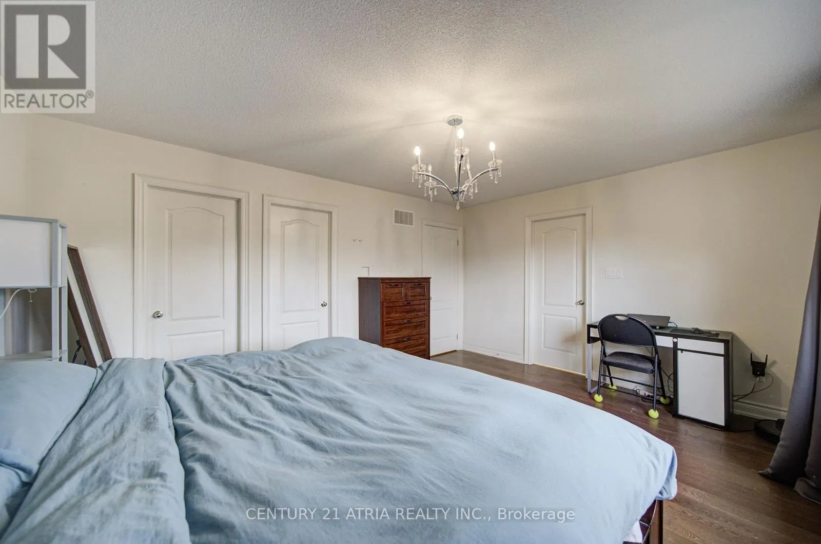 282 BLUE DASHER BOULEVARD