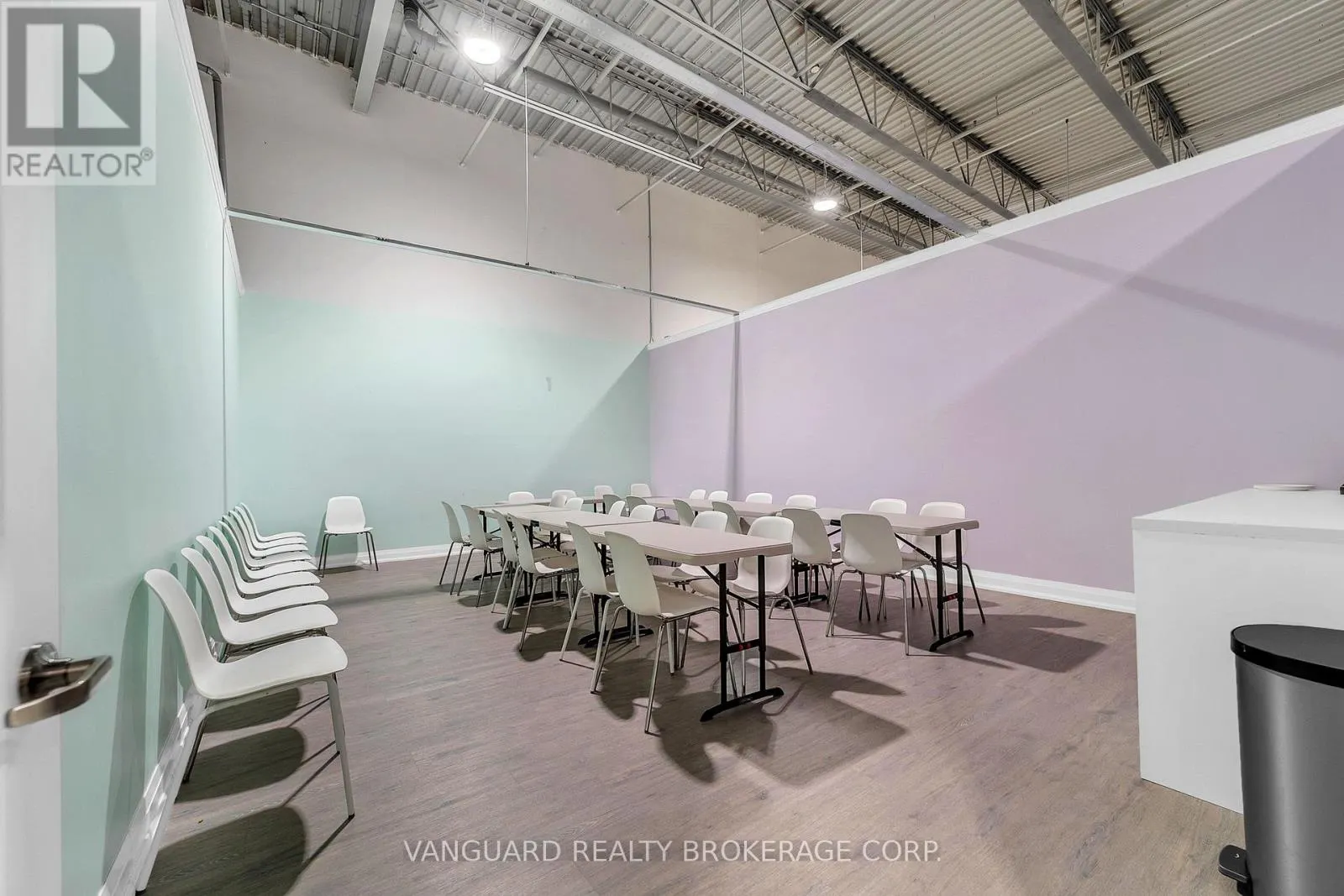 1B - 18075 YONGE STREET