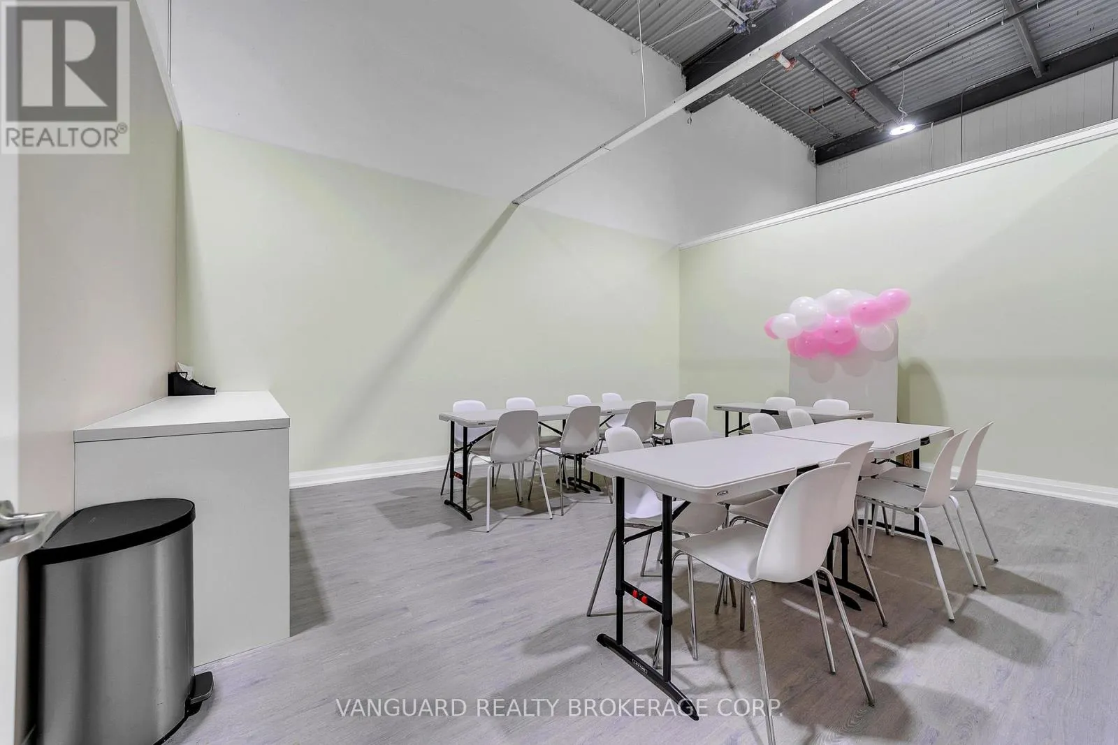 1B - 18075 YONGE STREET