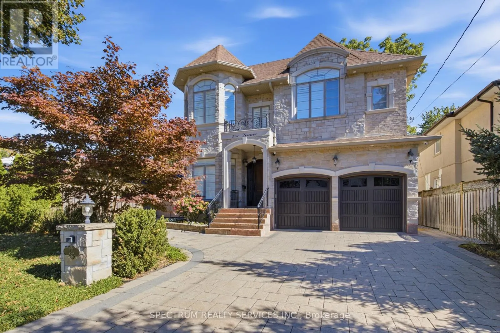 223 LENNOX AVENUE
