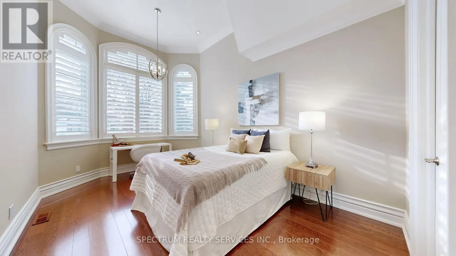 223 LENNOX AVENUE