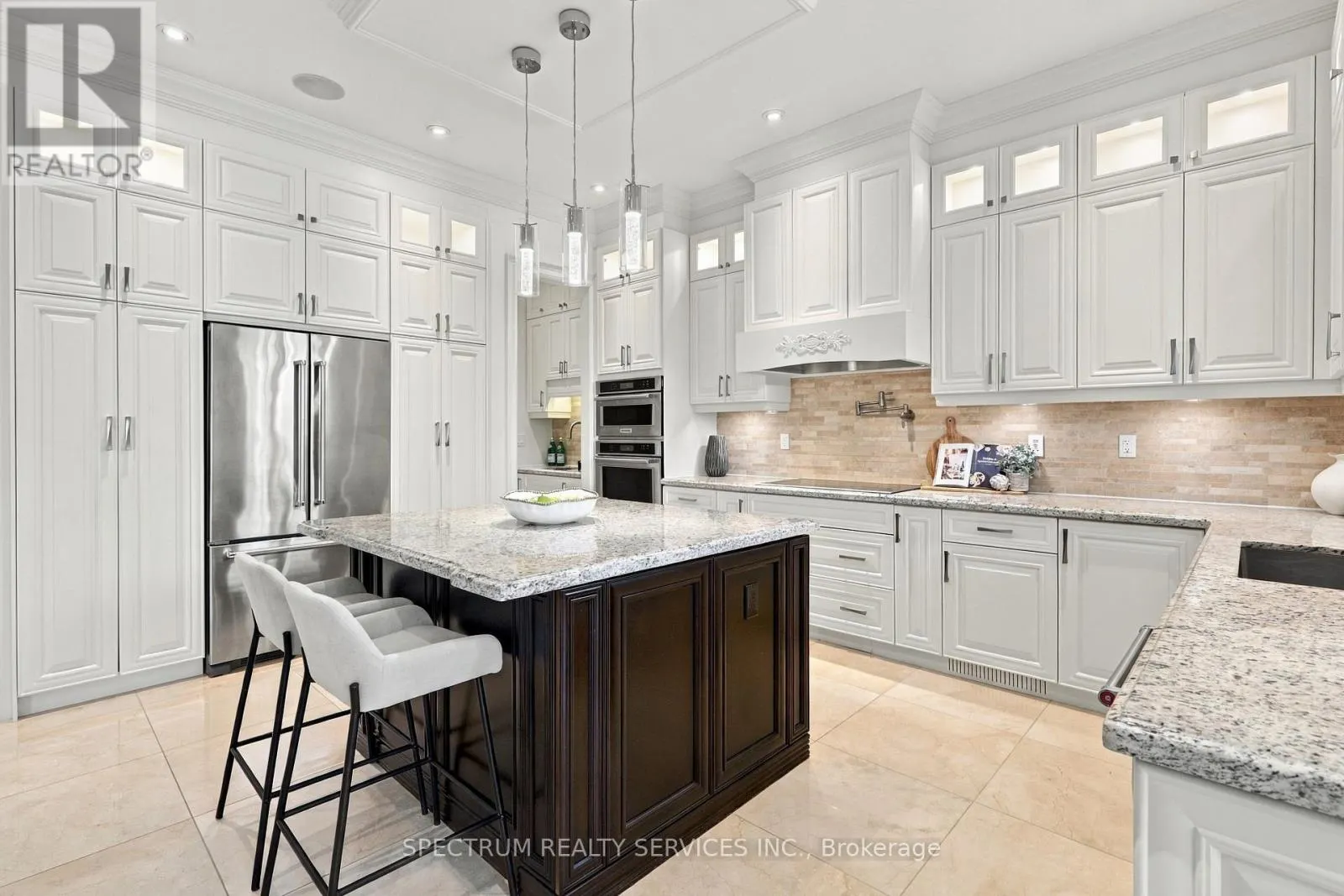 223 LENNOX AVENUE
