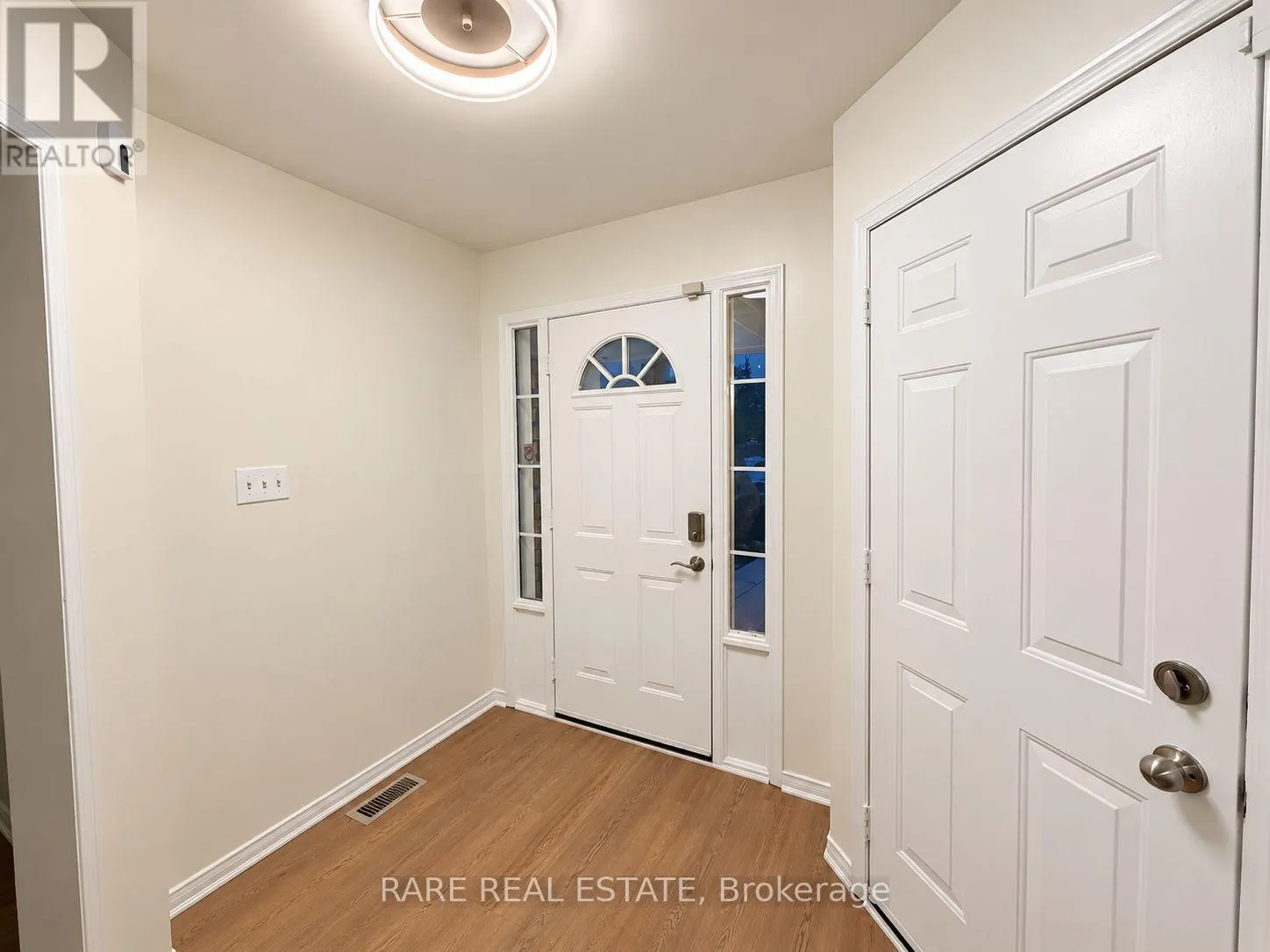 1045 CORRIE STREET