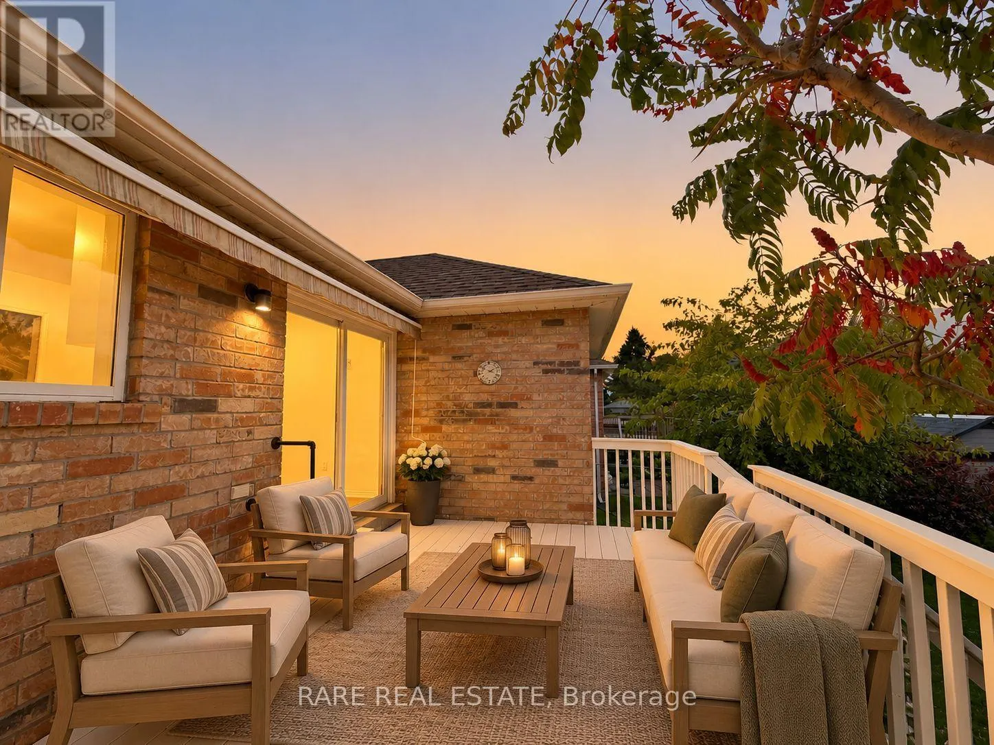 1045 CORRIE STREET