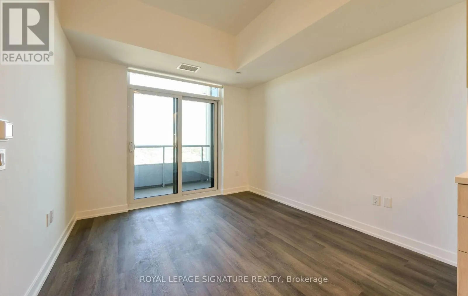 2609 - 5 MEADOWDALE ROAD