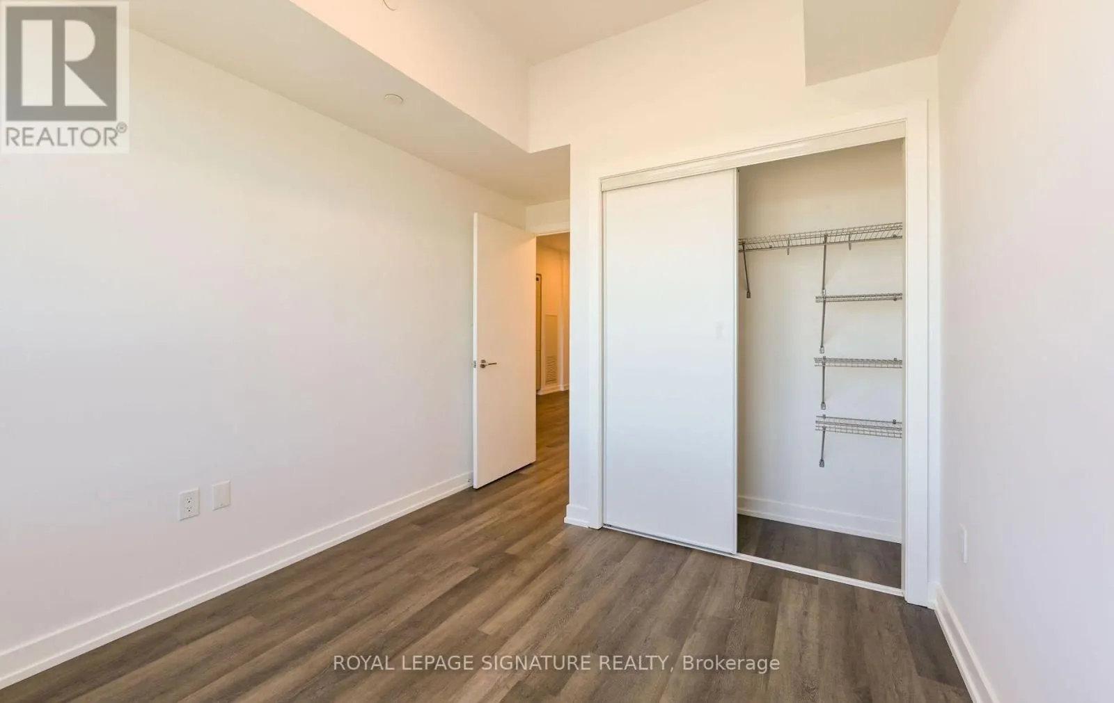 2609 - 5 MEADOWDALE ROAD