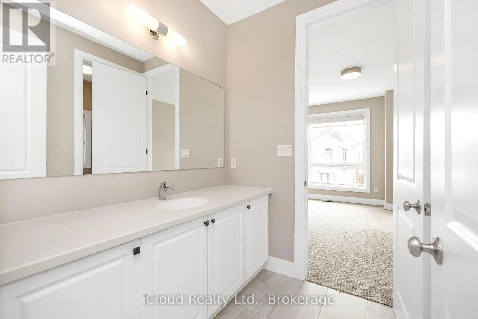 38 PINE HILL CRESCENT