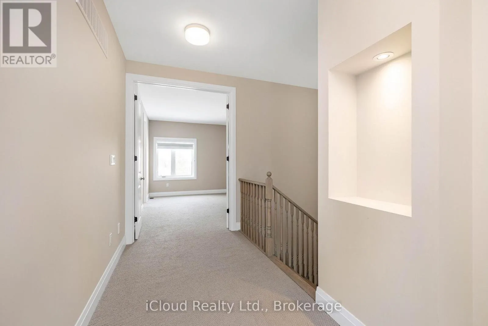 38 PINE HILL CRESCENT
