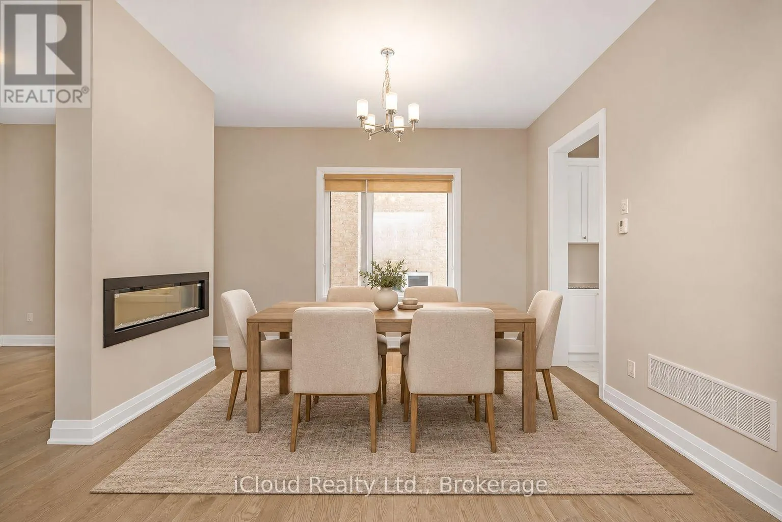 38 PINE HILL CRESCENT