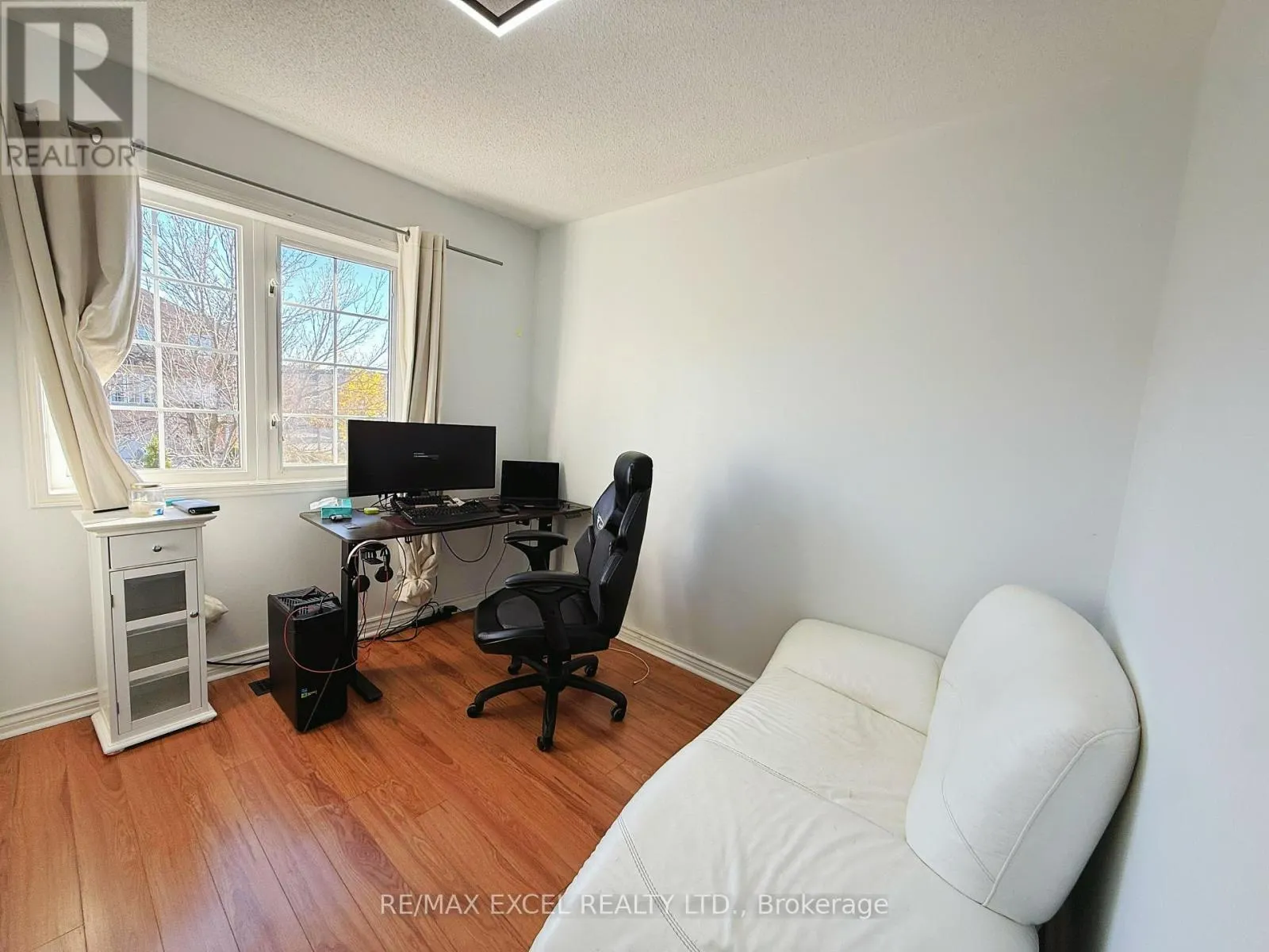 88 MILLCLIFF CIRCLE