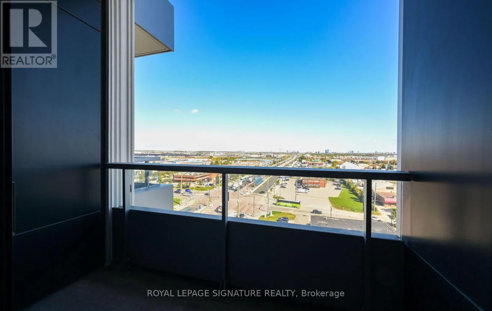 2404 - 5 MEADOWDALE ROAD