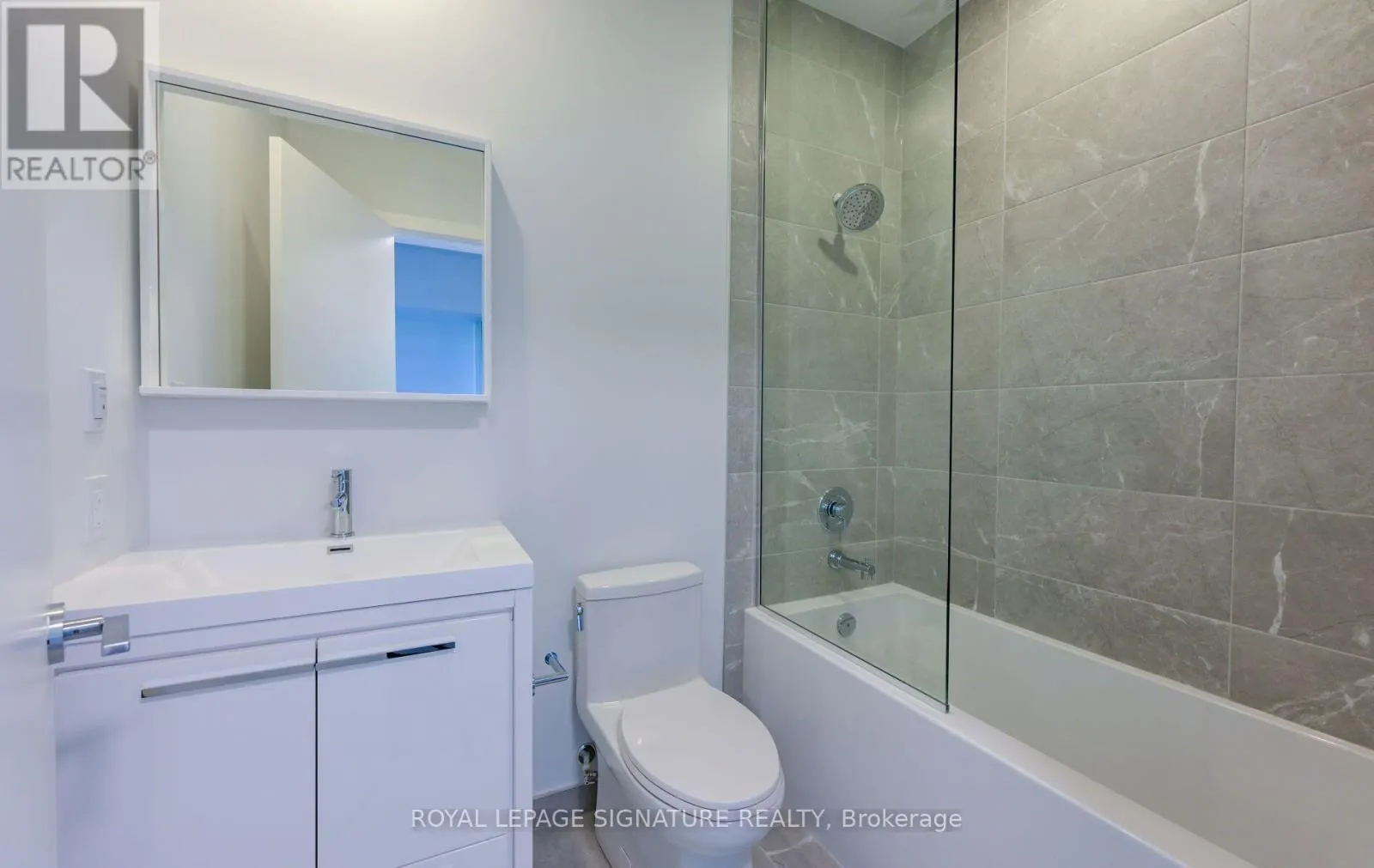 2404 - 5 MEADOWDALE ROAD