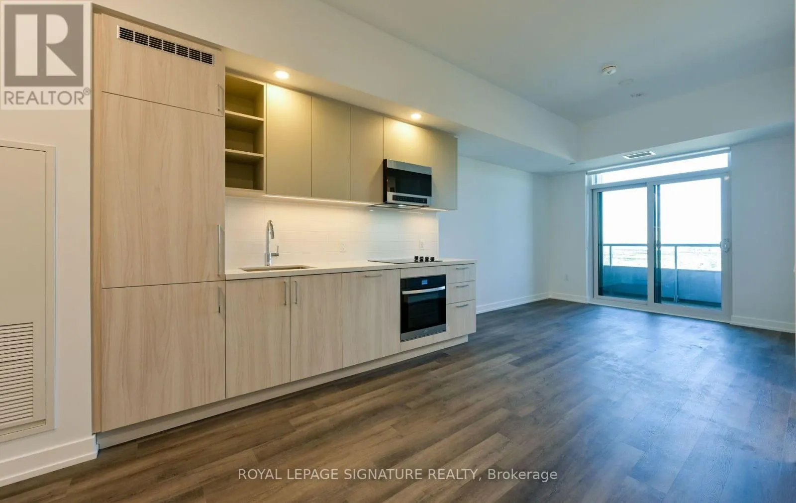 2404 - 5 MEADOWDALE ROAD