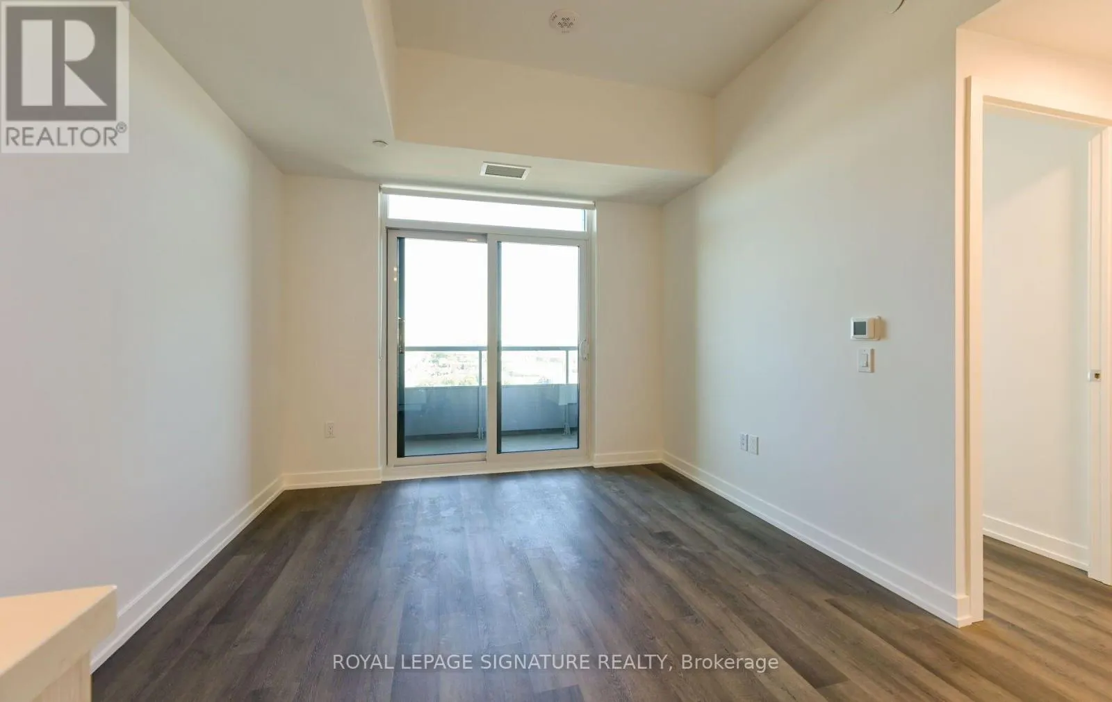 2404 - 5 MEADOWDALE ROAD